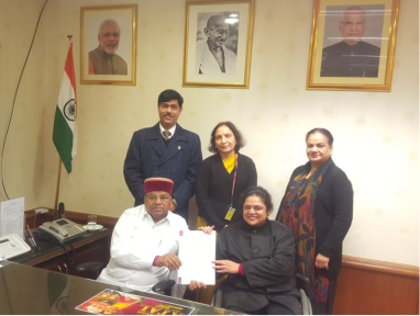 Picture of Svayam Team submitting the Final Recommendation to Hon'ble Minister for Social Justice and Empowerment, Govt. of India